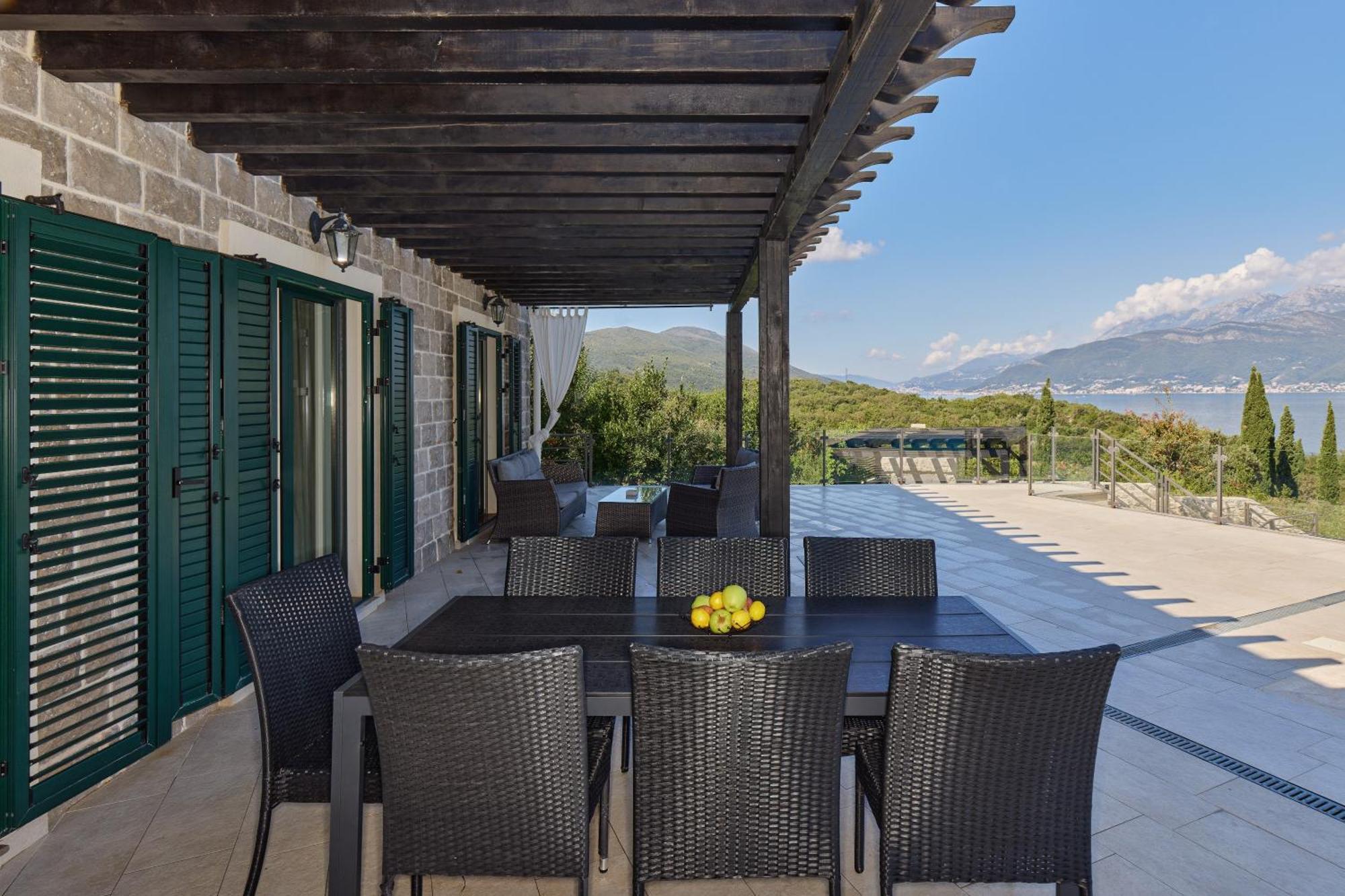 Villa Vista Azzurra Tivat Exterior photo