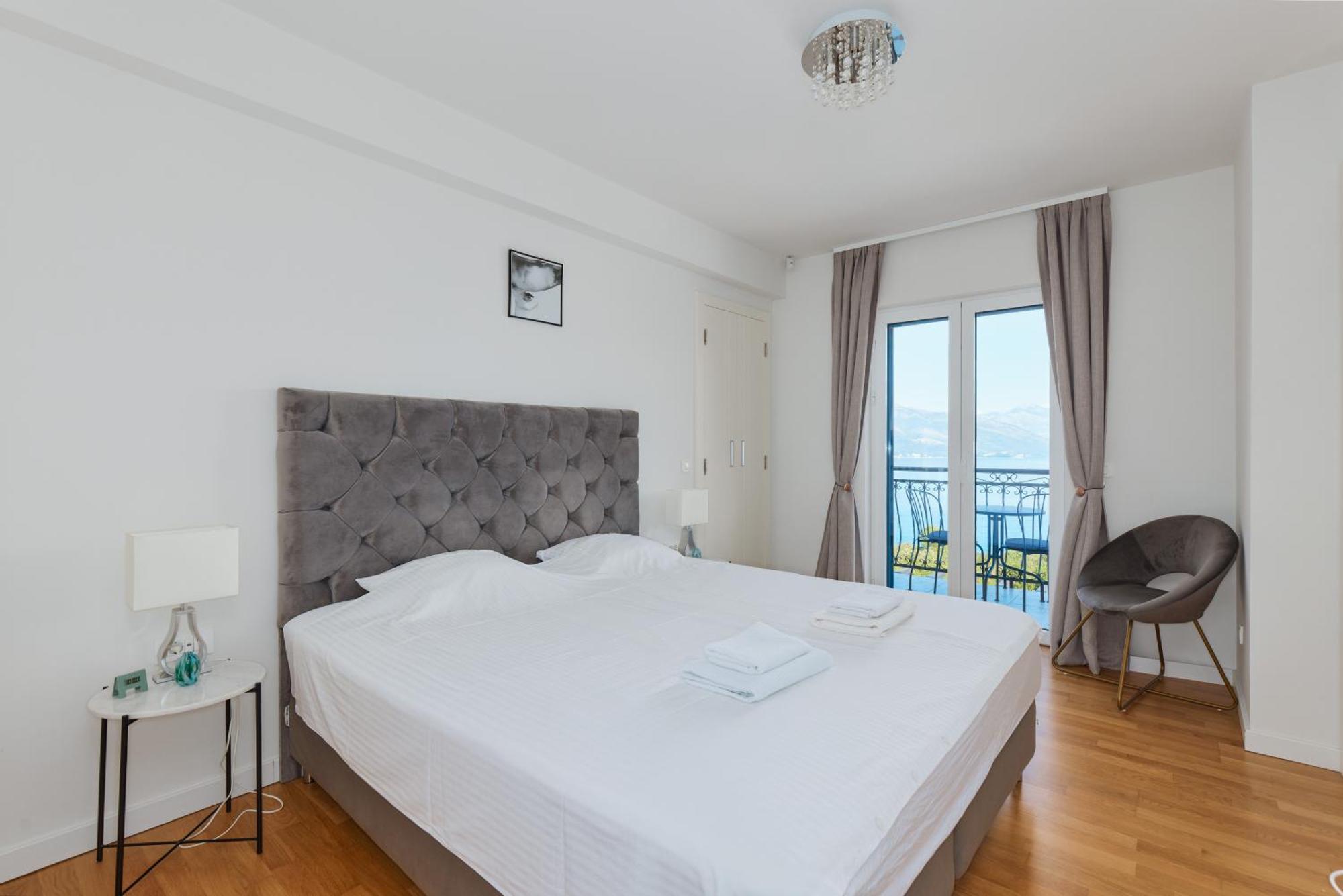 Villa Vista Azzurra Tivat Exterior photo